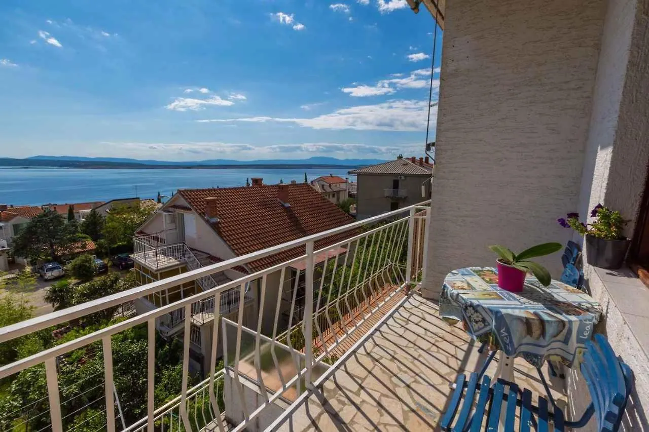 Apartment In Crikvenica 39213