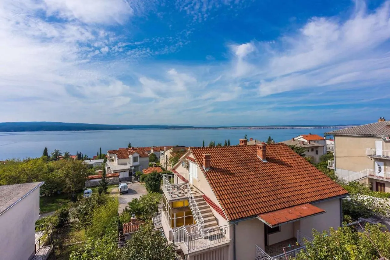Apartment In Crikvenica 39213